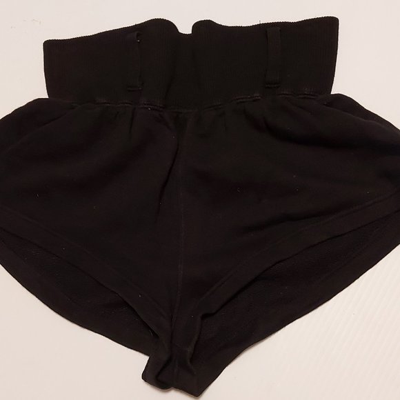 High waisted sexy short shorts - Picture 3 of 5